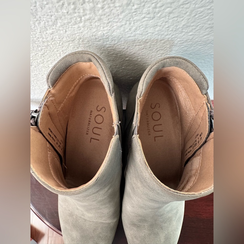 Soul Naturalizer Haley booties light gray size 6.5 🩶🩶 - Picture 8 of 12